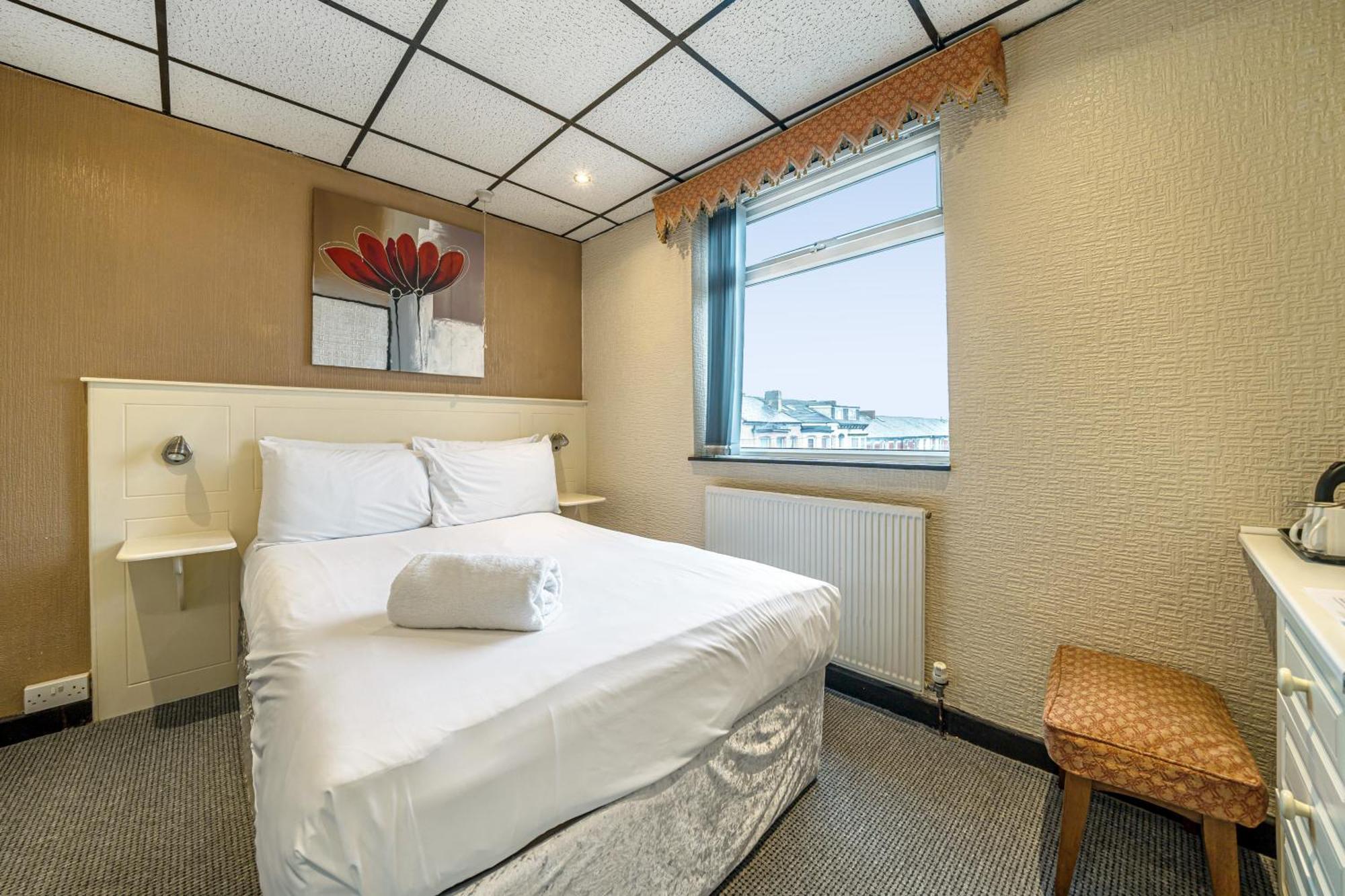 Bluewaters Hotel Блекпул Екстериор снимка